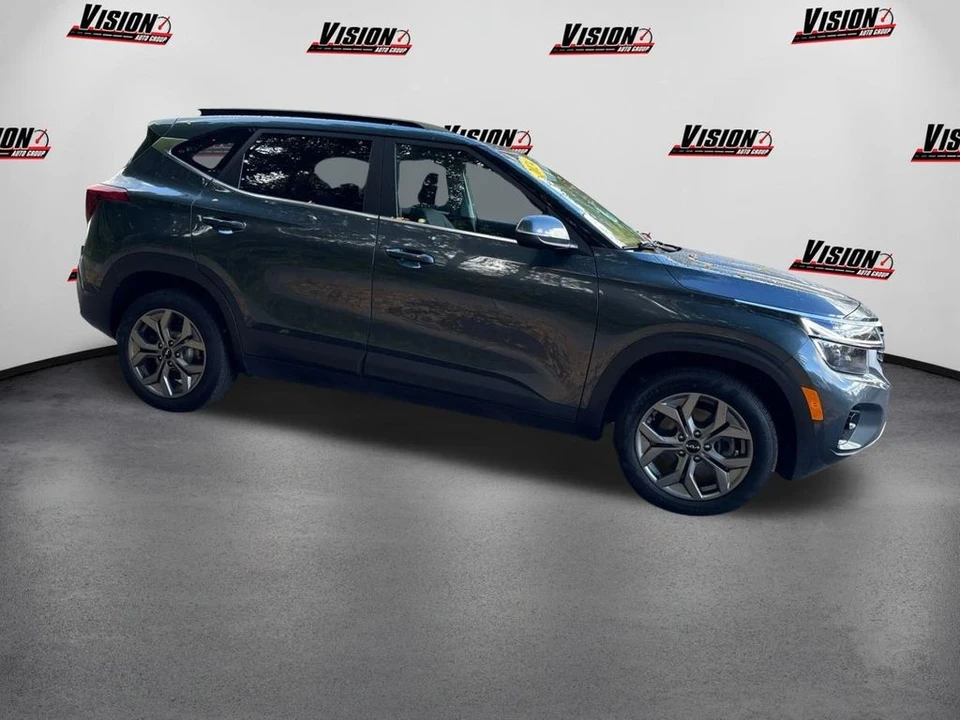 2024 Kia Seltos - Image 4 of 12