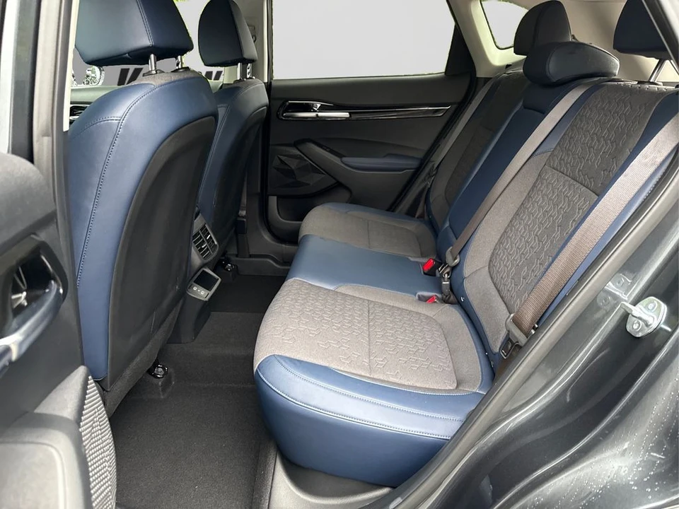 2024 Kia Seltos - Image 10 of 12