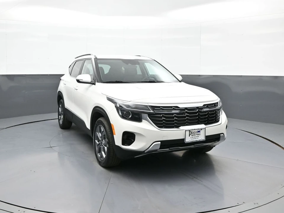 2024 Kia Seltos - Image 3 of 21