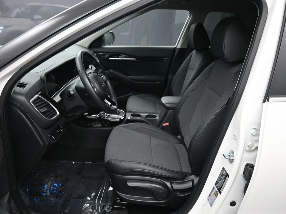 2024 Kia Seltos - Image 18 of 21