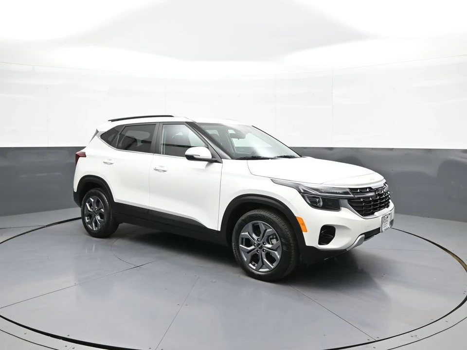 2024 Kia Seltos - Image 4 of 21