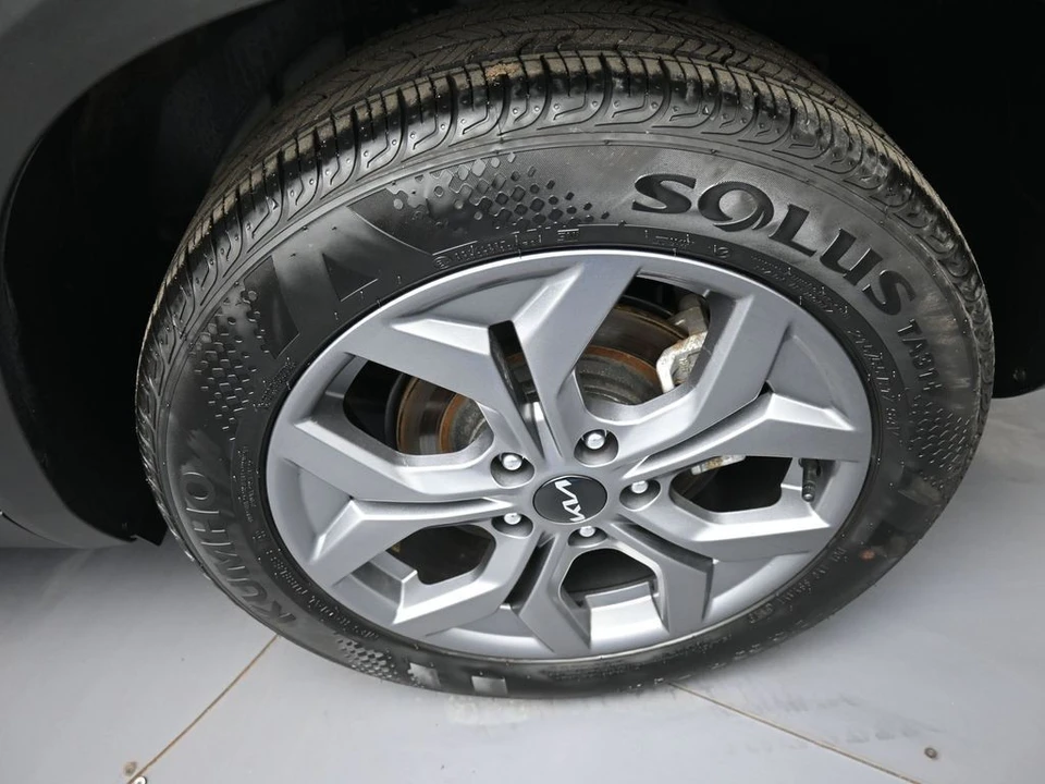 2024 Kia Seltos - Image 15 of 21