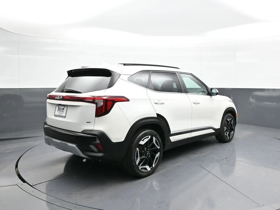 2024 Kia Seltos - Image 6 of 12