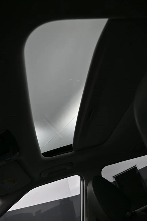 2024 Kia Seltos - Image 18 of 21