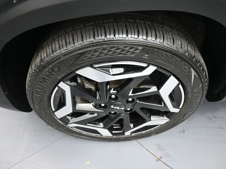 2024 Kia Seltos - Image 14 of 21