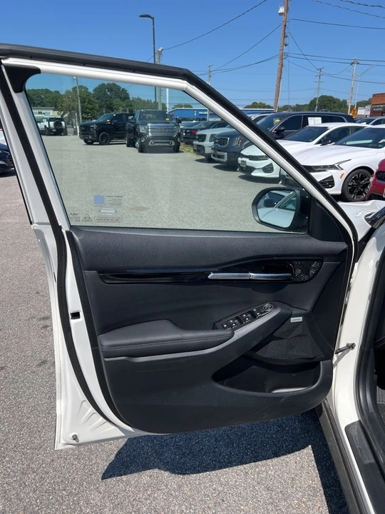 2024 Kia Seltos - Image 11 of 12