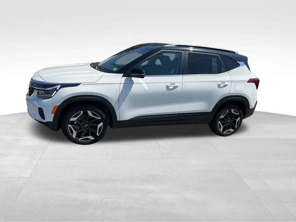 2024 Kia Seltos - Image 2 of 12