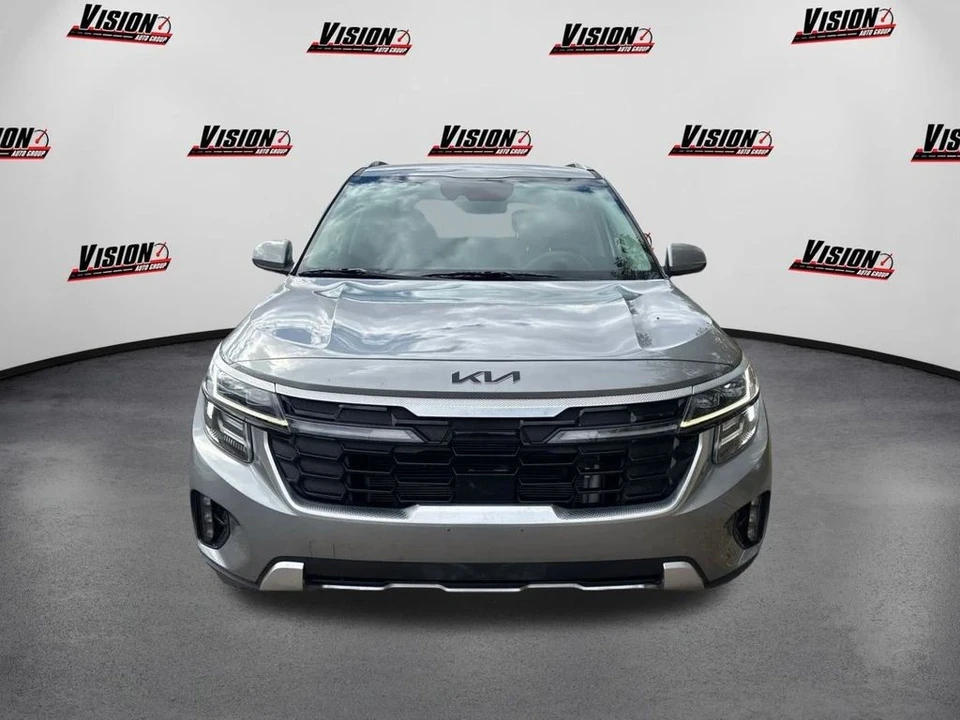 2024 Kia Seltos - Image 2 of 12