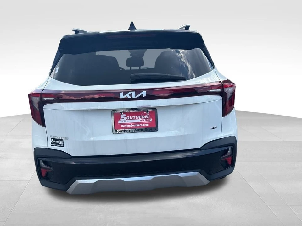 2024 Kia Seltos - Image 11 of 12