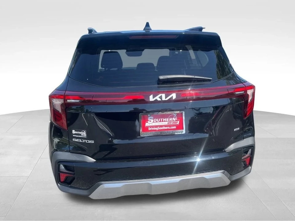2024 Kia Seltos - Image 5 of 12