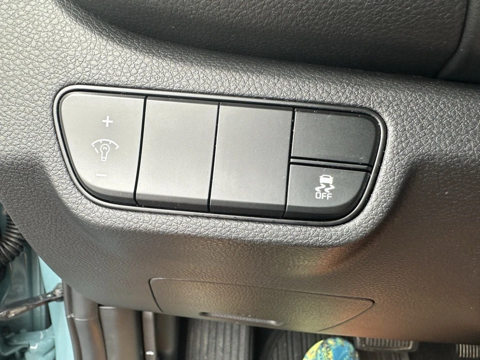 2024 Kia Seltos - Image 5 of 12