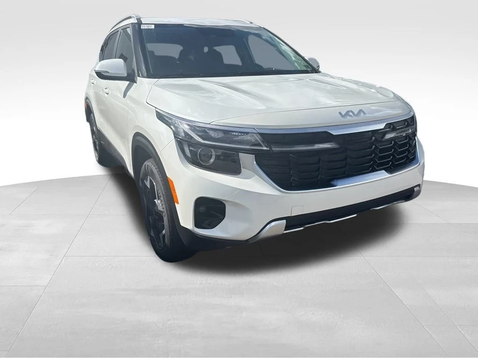 2024 Kia Seltos - Image 2 of 12