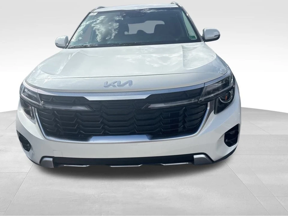 2024 Kia Seltos - Image 6 of 12