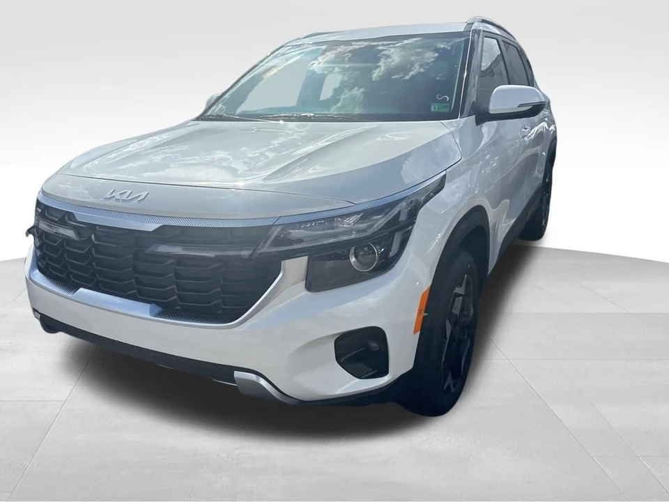 2024 Kia Seltos - Image 9 of 12