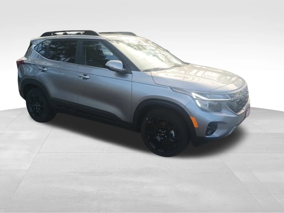 2024 Kia Seltos - Image 9 of 12