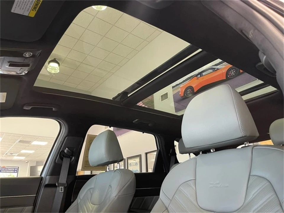 2024 Kia Sorento - Image 27 of 31