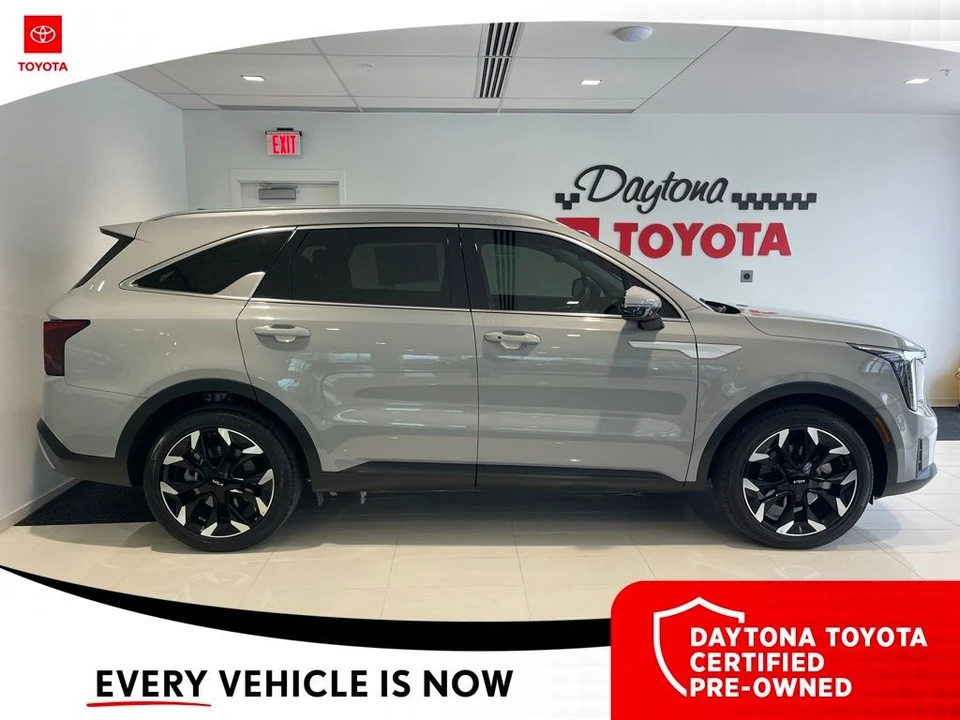 2024 Kia Sorento - Image 8 of 12