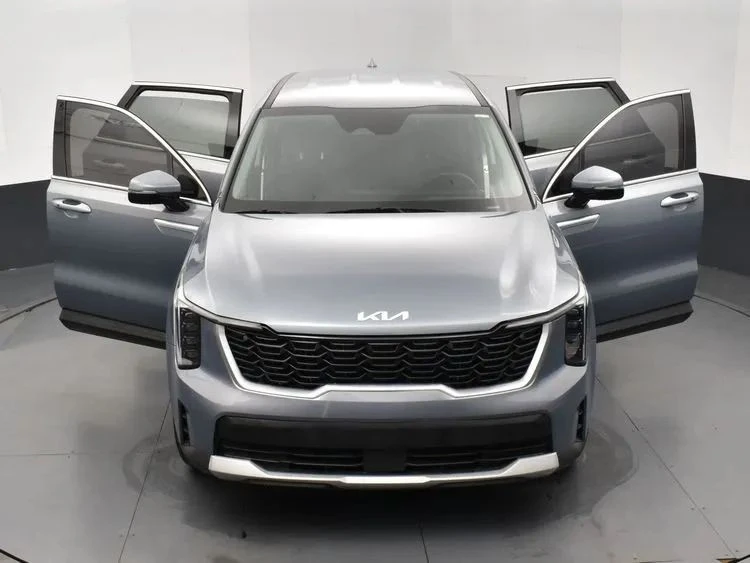 2024 Kia Sorento - Image 10 of 12
