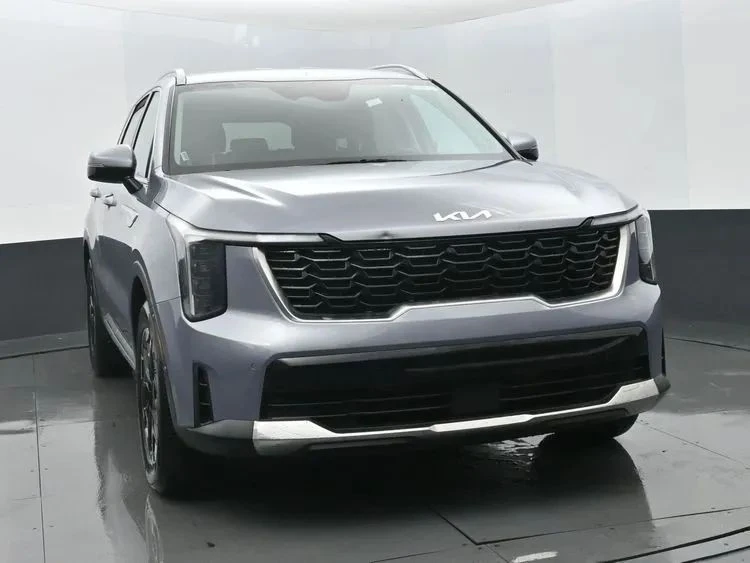 2024 Kia Sorento - Image 3 of 12