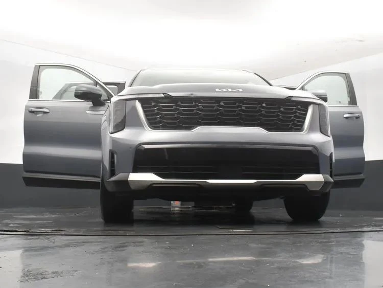 2024 Kia Sorento - Image 11 of 12