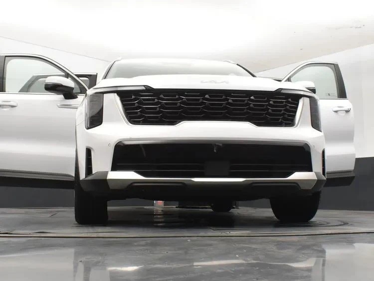 2024 Kia Sorento - Image 11 of 12