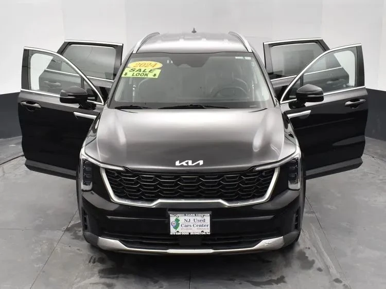 2024 Kia Sorento - Image 10 of 12