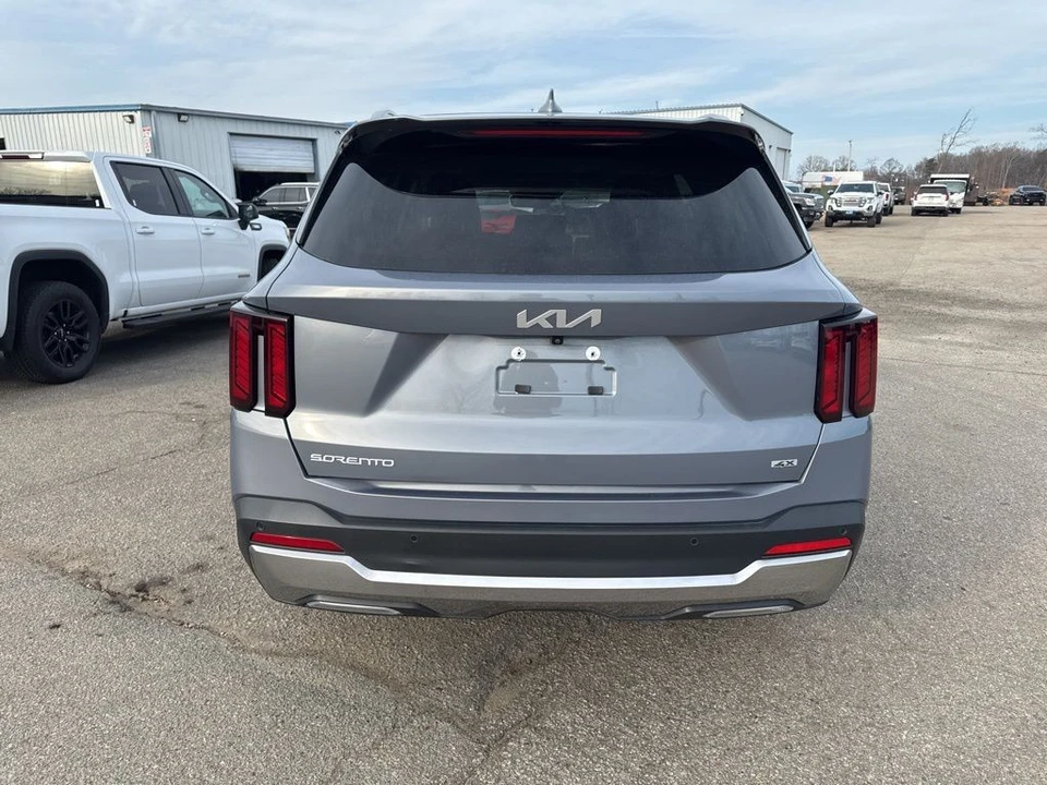 2024 Kia Sorento - Image 3 of 7