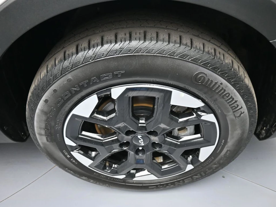 2024 Kia Sorento - Image 13 of 21