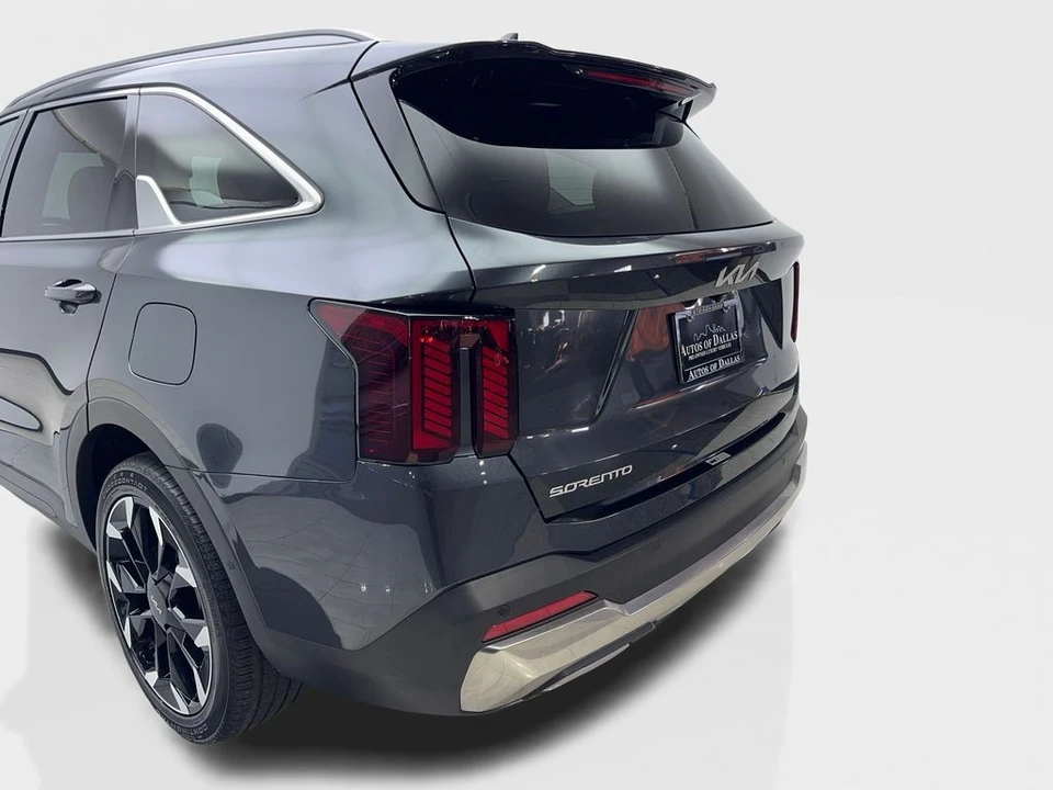 2024 Kia Sorento - Image 19 of 21