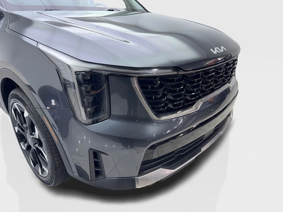 2024 Kia Sorento - Image 17 of 21