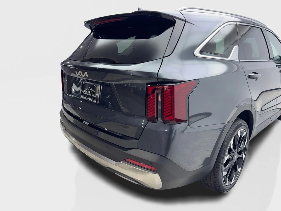 2024 Kia Sorento - Image 18 of 21