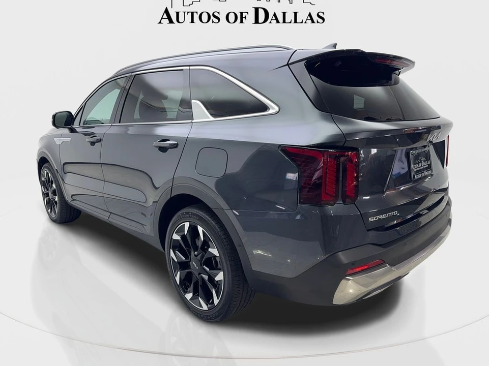 2024 Kia Sorento - Image 9 of 21