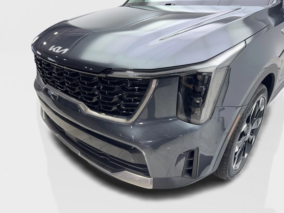 2024 Kia Sorento - Image 16 of 21