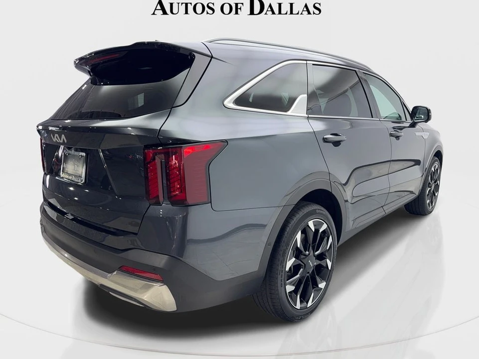 2024 Kia Sorento - Image 6 of 12