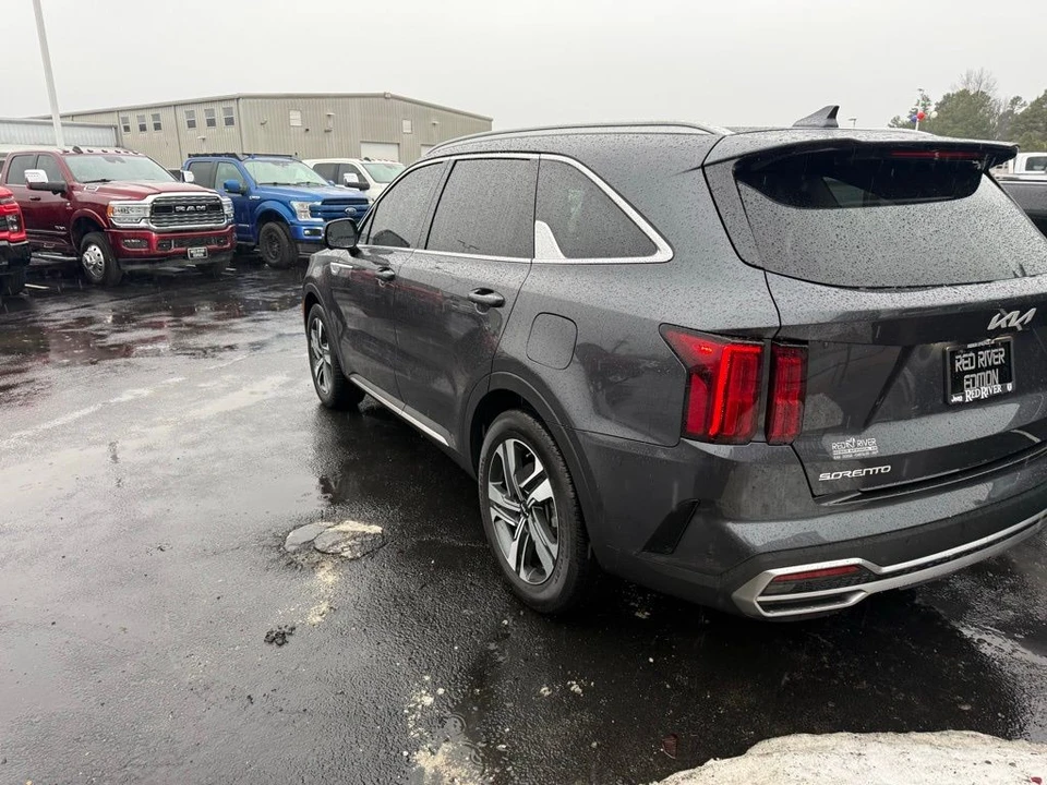 2024 Kia Sorento - Image 6 of 21
