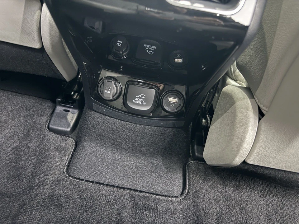 2024 Kia Sorento - Image 12 of 12