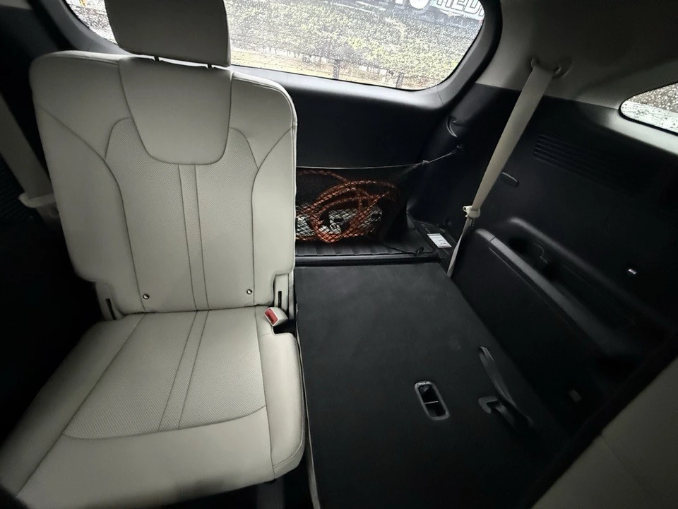 2024 Kia Sorento - Image 11 of 12