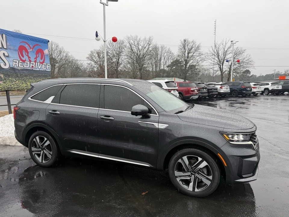 2024 Kia Sorento - Image 4 of 12