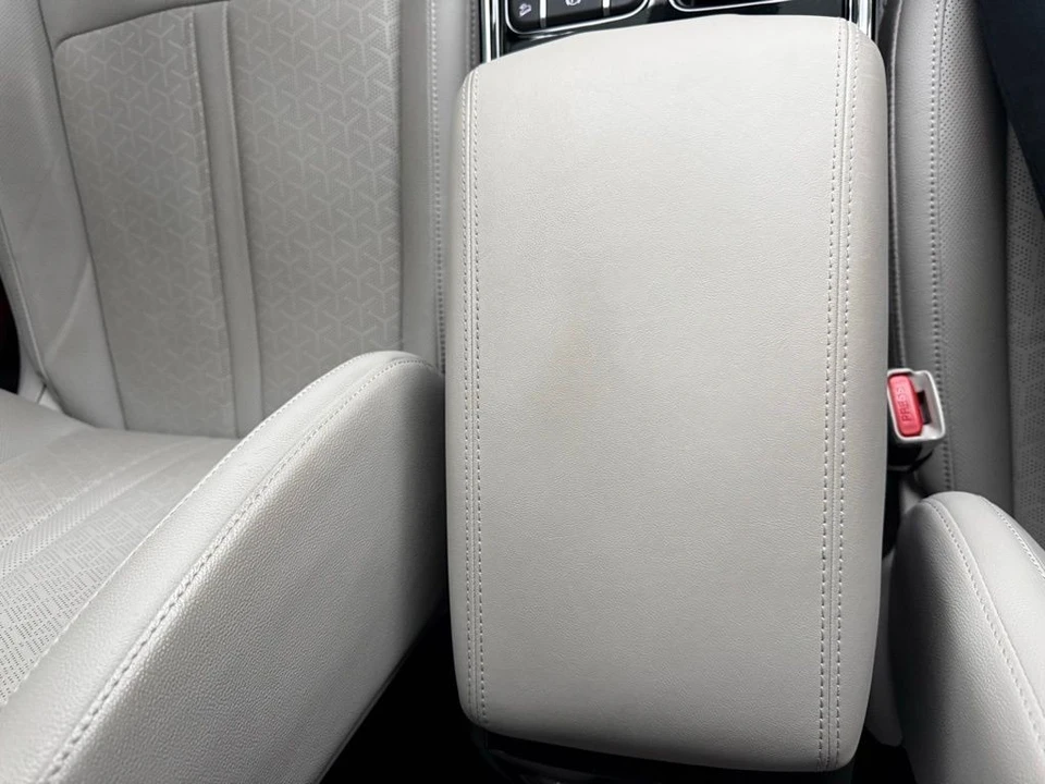 2024 Kia Sorento - Image 19 of 21