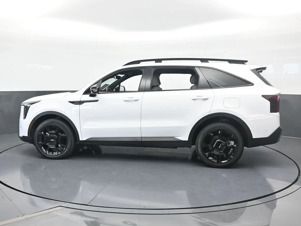 2024 Kia Sorento - Image 3 of 12