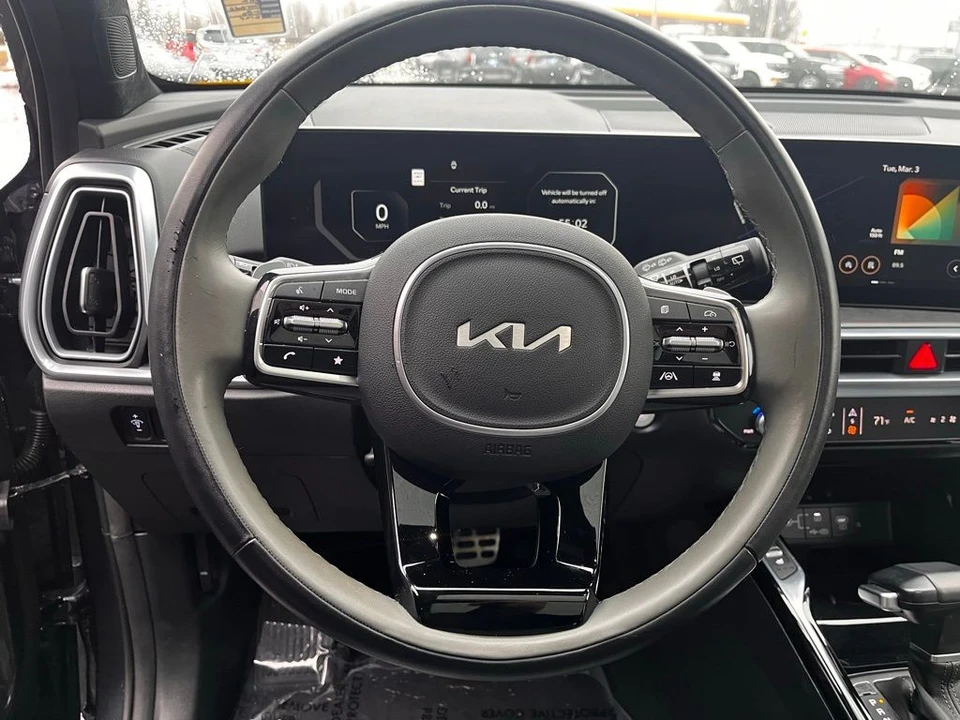 2024 Kia Sorento - Image 10 of 12