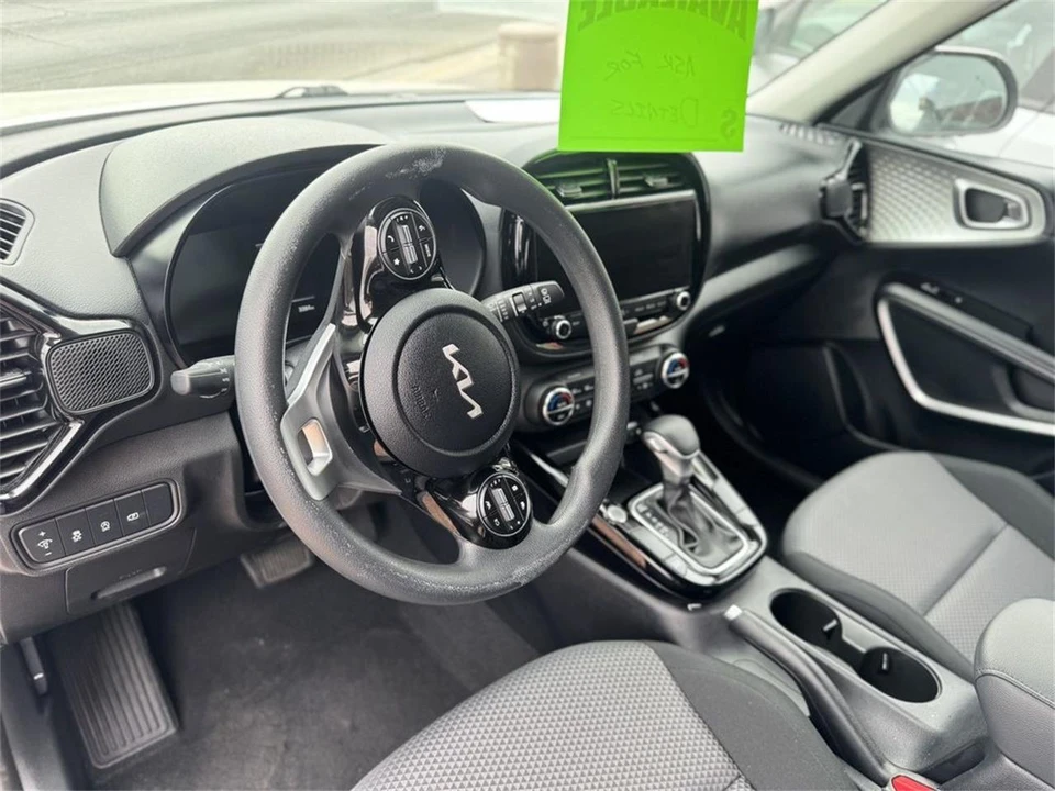 2024 Kia Soul - Image 8 of 15