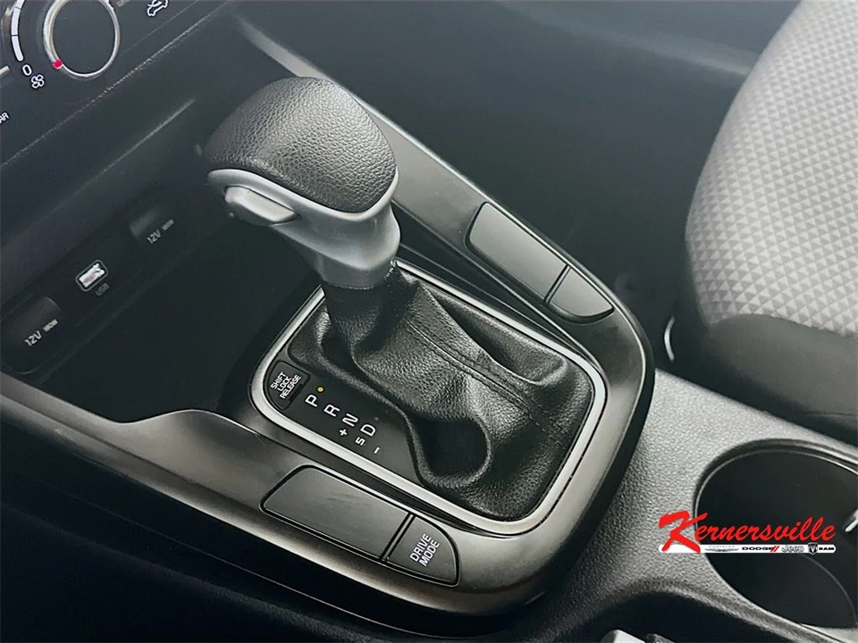 2024 Kia Soul - Image 16 of 21