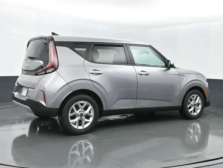 2024 Kia Soul - Image 4 of 12