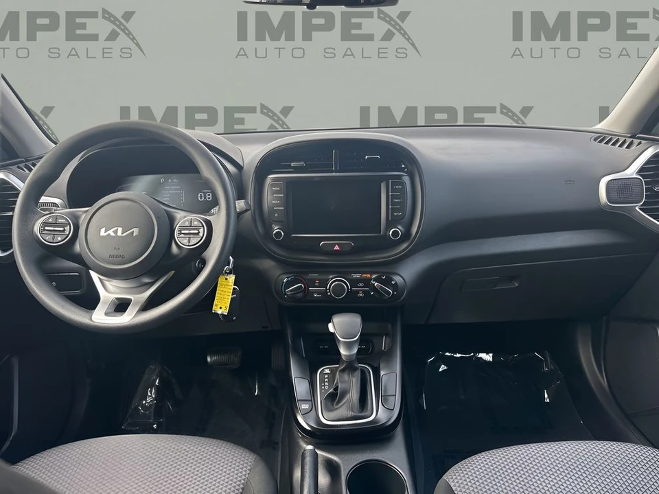 2024 Kia Soul - Image 11 of 12