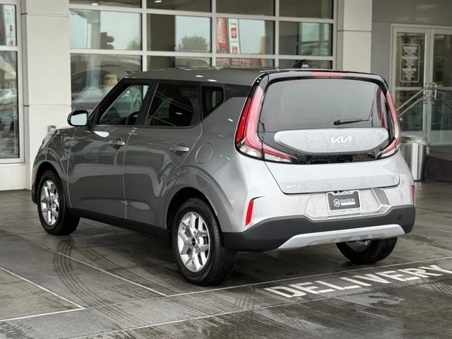 2024 Kia Soul - Image 9 of 12