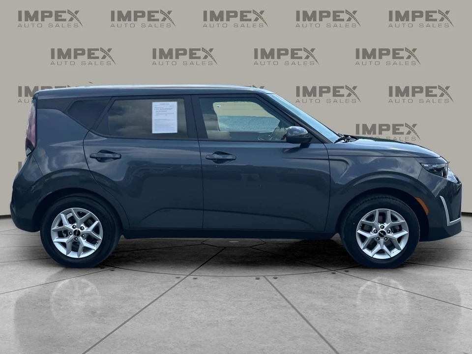 2024 Kia Soul - Image 6 of 12