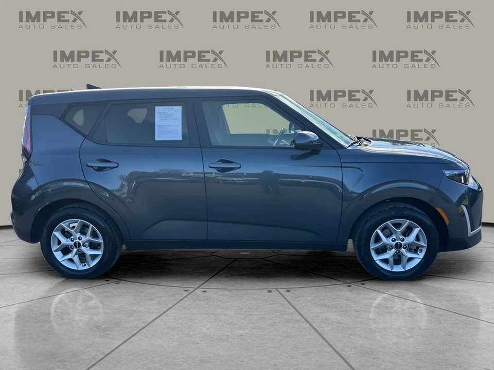 2024 Kia Soul - Image 6 of 12