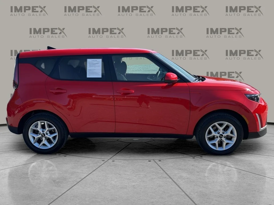 2024 Kia Soul - Image 6 of 12