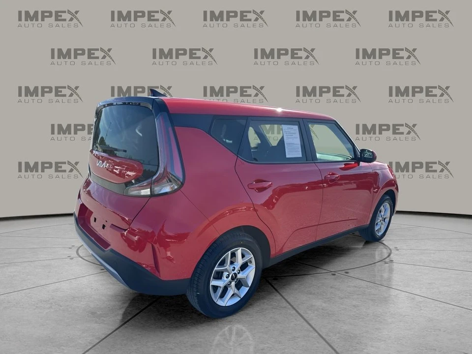 2024 Kia Soul - Image 5 of 12